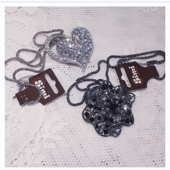 Two Necklaces - Picture 3 of 11